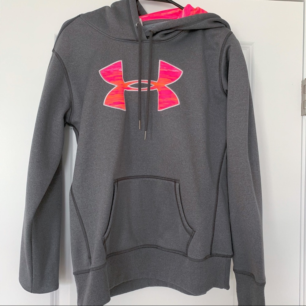 Under Armor Sweatshirt